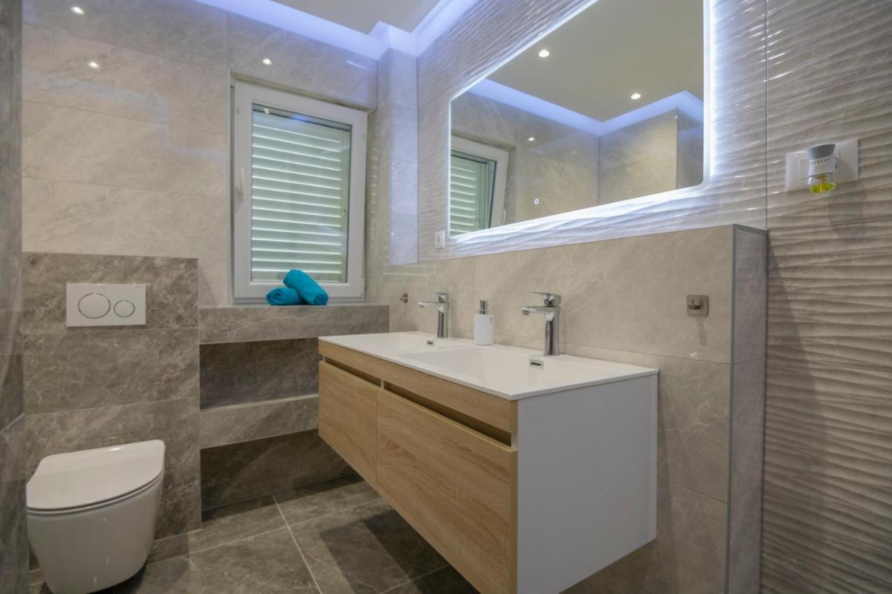 Apartments Radeljic Podstrana Exterior photo