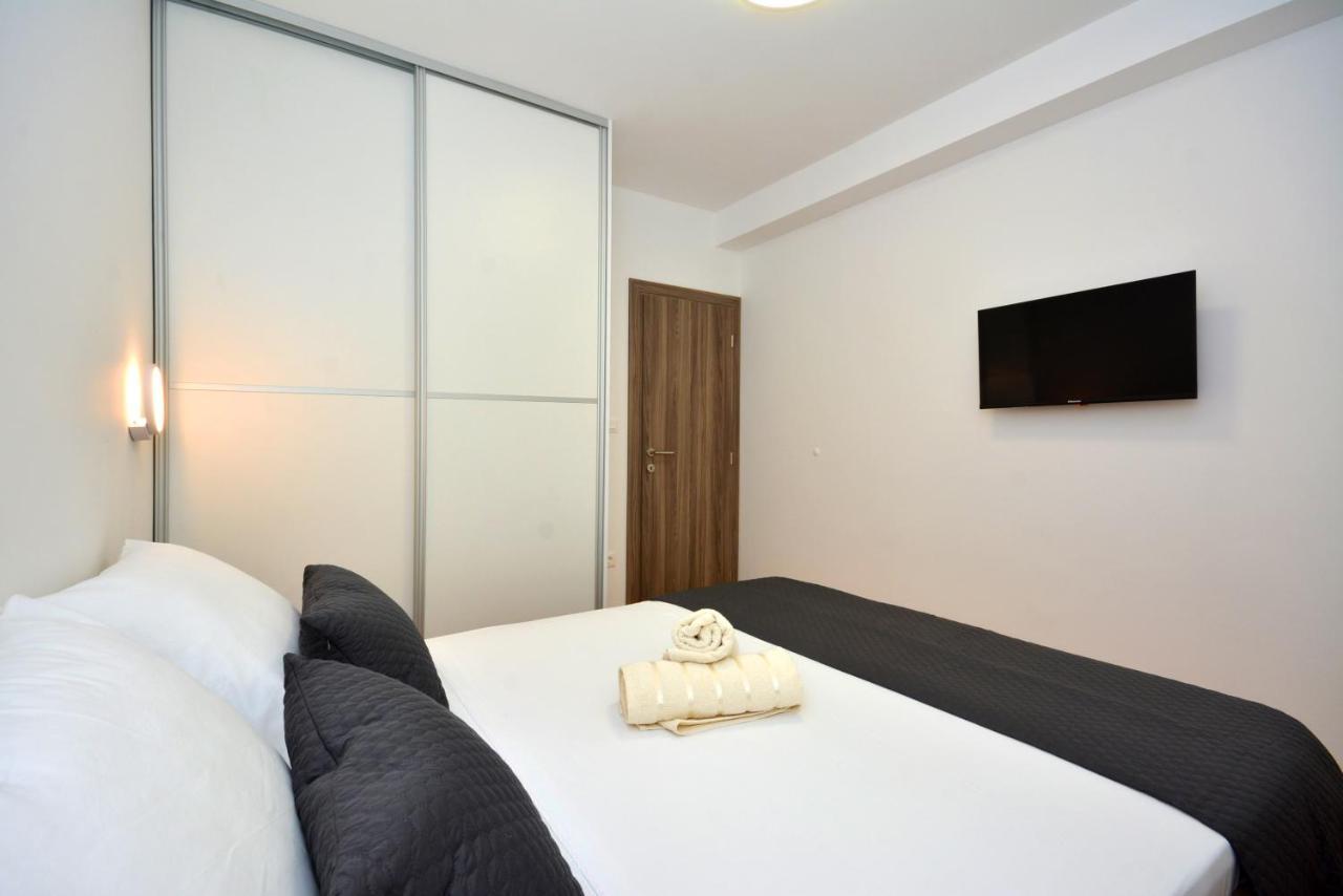 Apartments Radeljic Podstrana Exterior photo