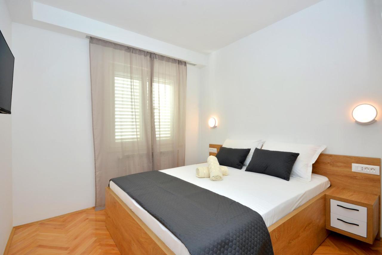Apartments Radeljic Podstrana Exterior photo