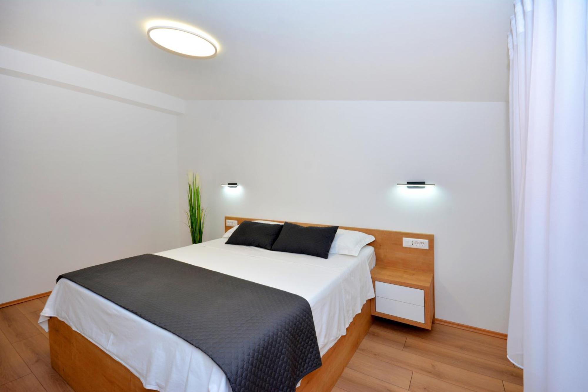 Apartments Radeljic Podstrana Exterior photo